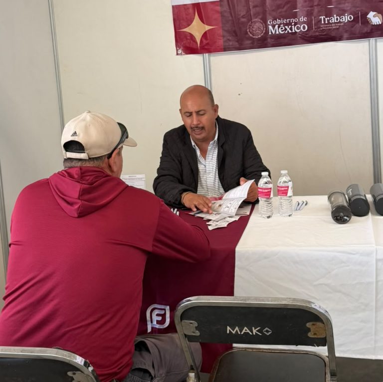 FONDO PLATA ZACATECAS PRESENTE EN EL FORO POR LA TRANSFORMACIÓN EN JEREZ, ZACATECAS